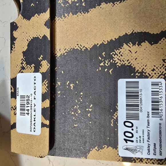 OAKLEY FACTORY TEAM X BRAIN DEAD IBEX ECLIPSE SIZE 10 MENS NEW SHOE TRAIL HIKING - Picture 9 of 16
